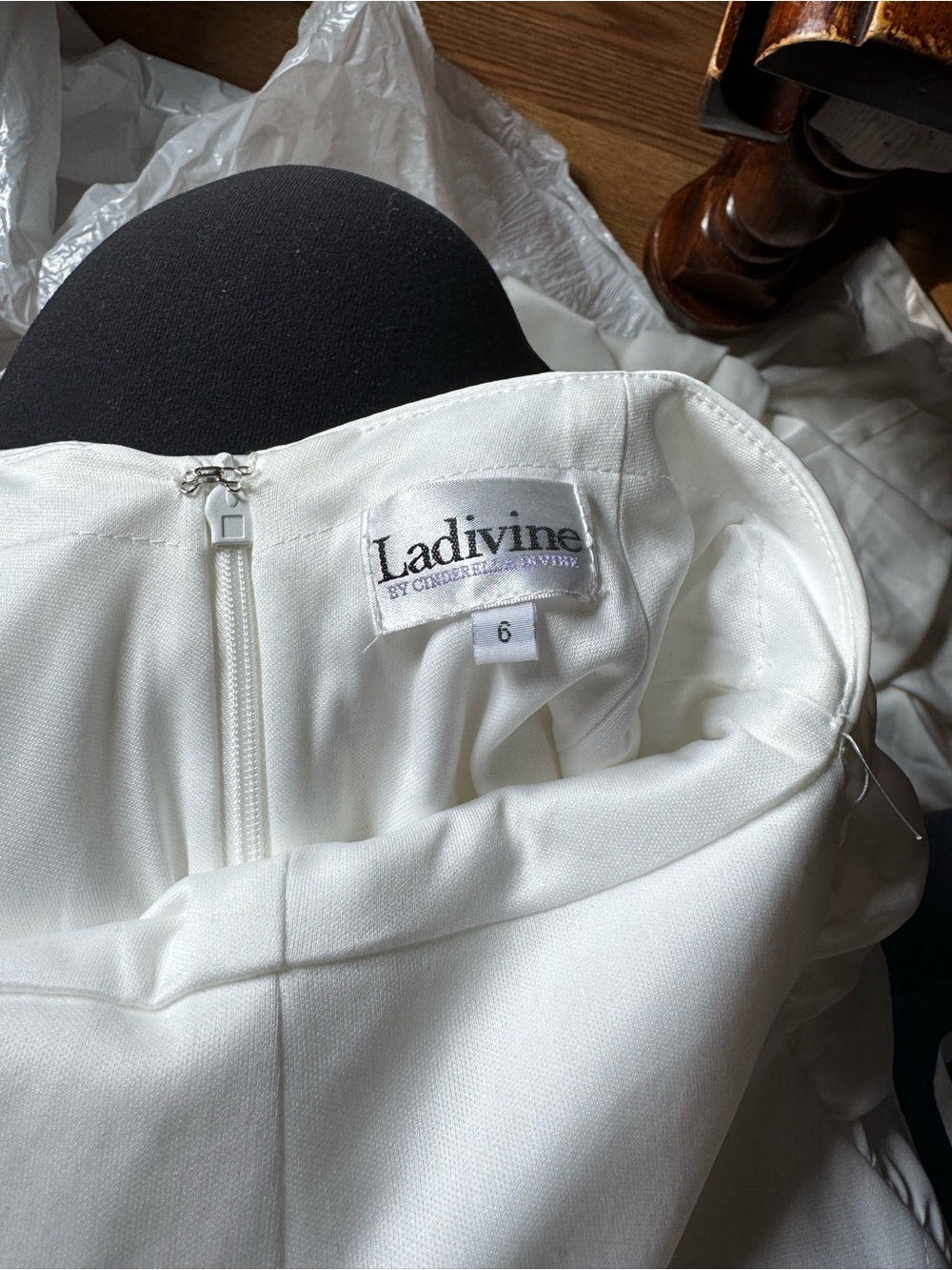 Ladivine White Strapless Wedding Dress - Size 6